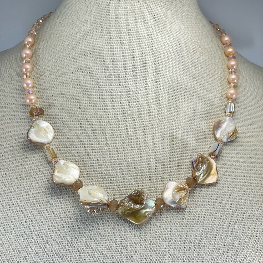 Artisan Made Handmade Blister Pearl Glass Pearl Glass Beaded Necklace Statement